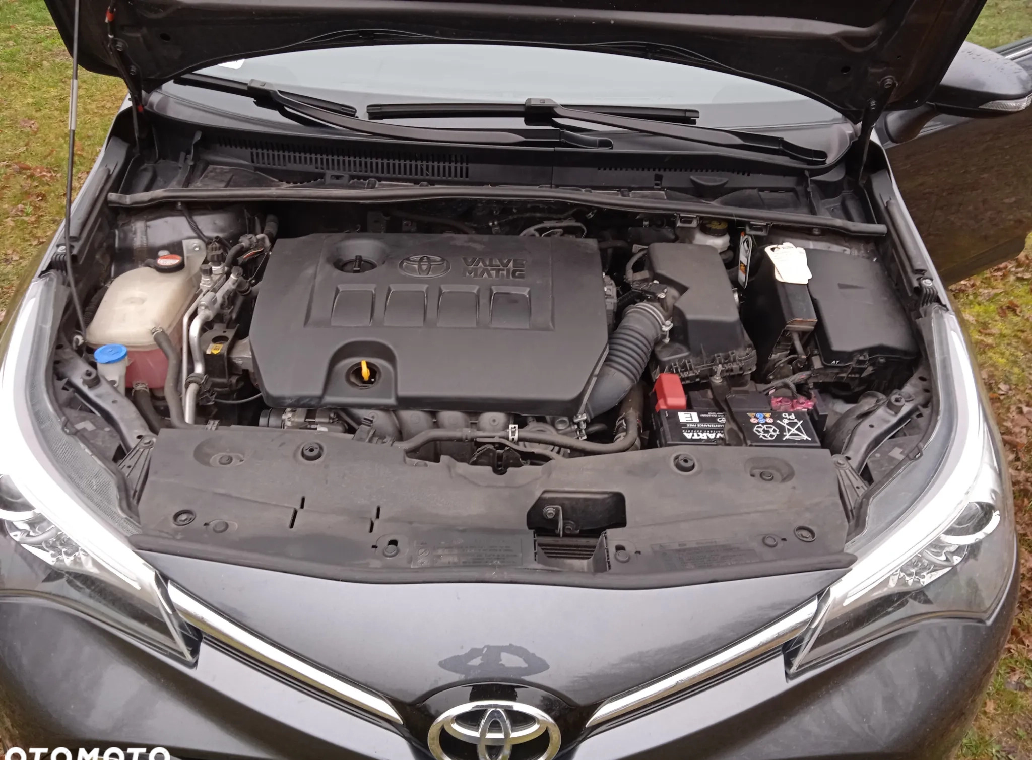 Toyota Avensis cena 79000 przebieg: 43000, rok produkcji 2017 z Zelów małe 29